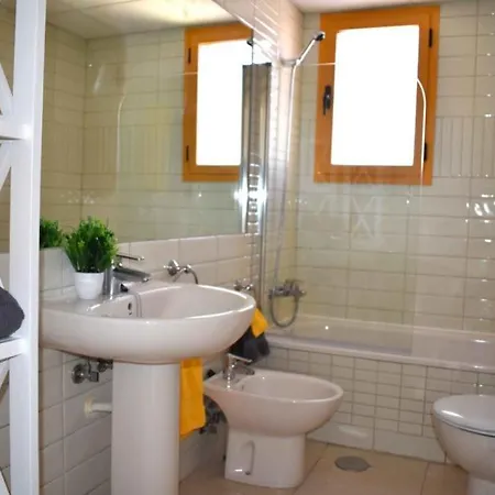 Apartamento Rocasol - *